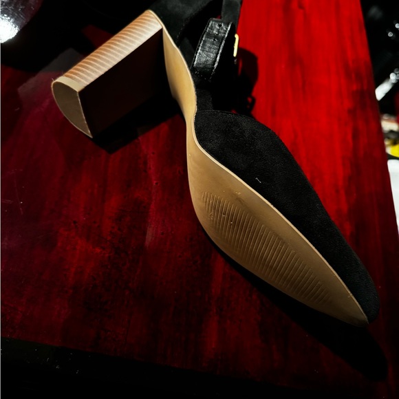 Pointed toe black suede wheels with chunky wood heel size 11 - Picture 4 of 4